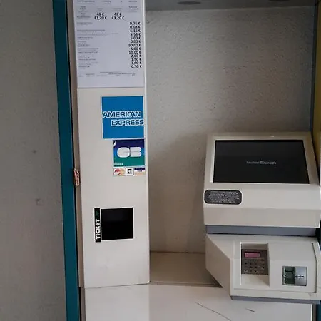 Ibis Budget Lille Aéroport 4*